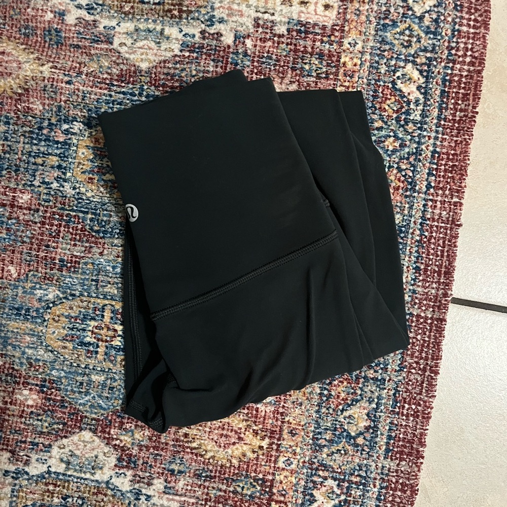 Lululemon align 28”